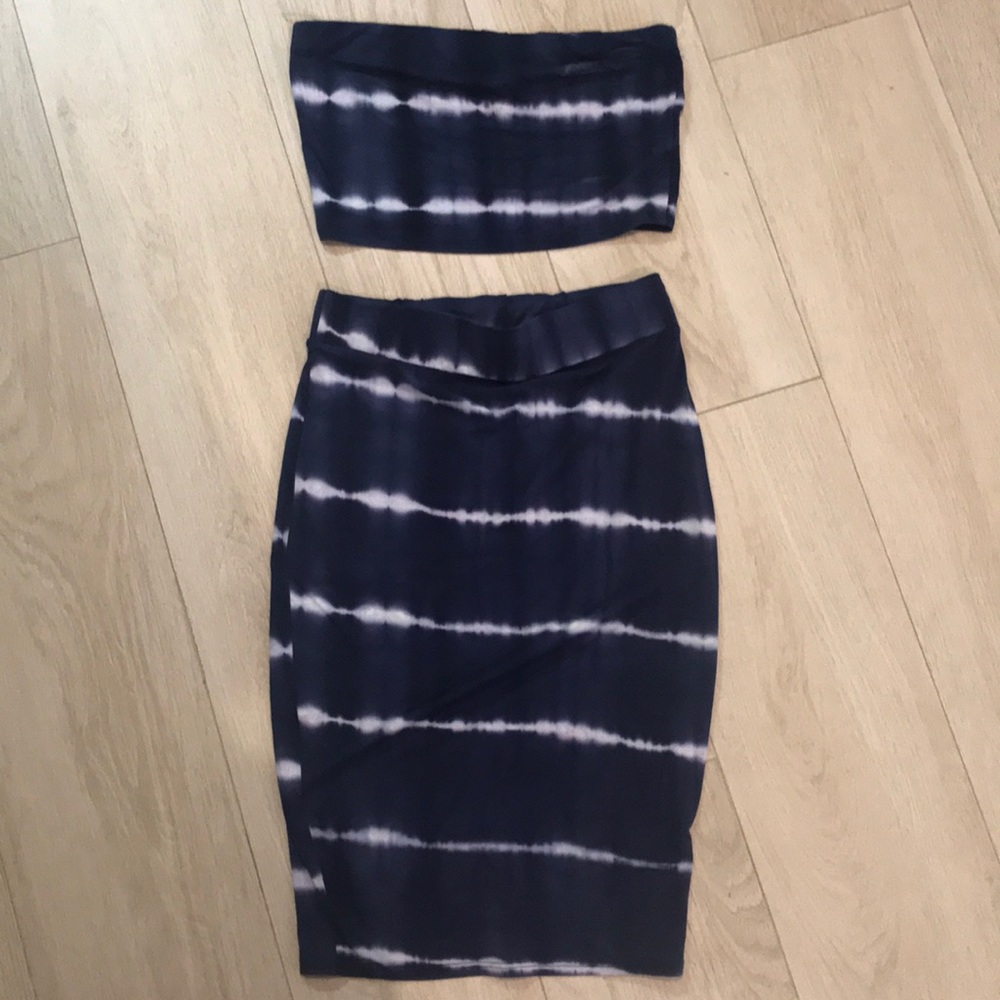 Two piece set